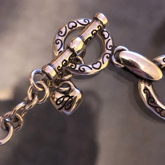 Brighton silver necklace with etching. With toggle clasp. - Picture 5 of 11